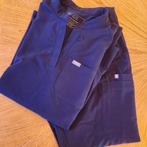 Figs Maternity Scrubs set